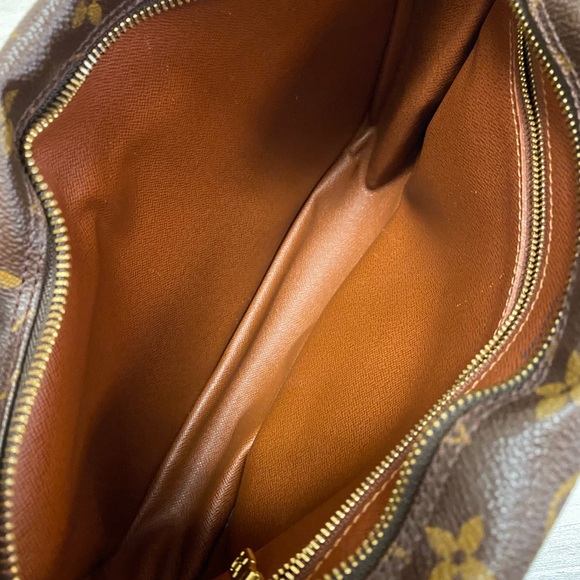 EUC Authentic 🔥 Louis Vuitton Nile crossbody - Picture 11 of 16